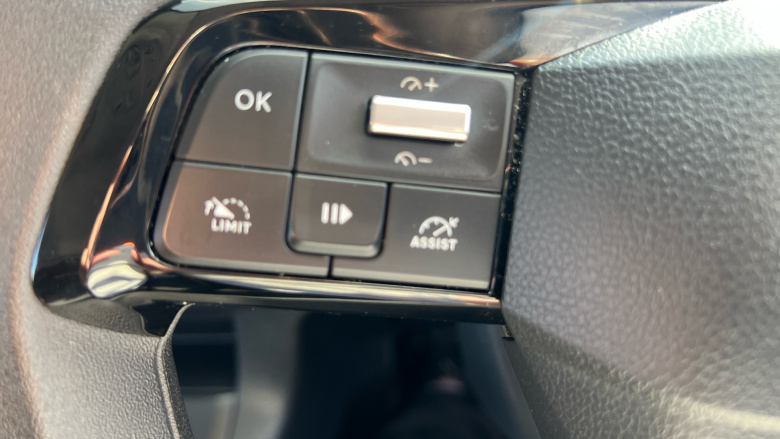 Peugeot Expert L2 Diesel 1.5 BlueHDi 120 Professional Van